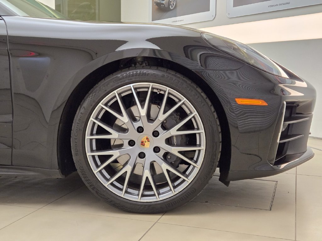 Used 2025 Porsche Panamera 4 AWD/4WD image 8