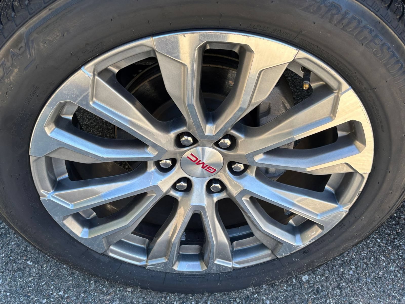 Used 2022 GMC Yukon Denali w/ Denali Premium Package RWD image 59