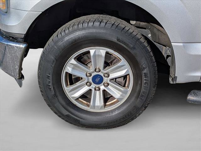 Used 2015 Ford F150 XLT image 9