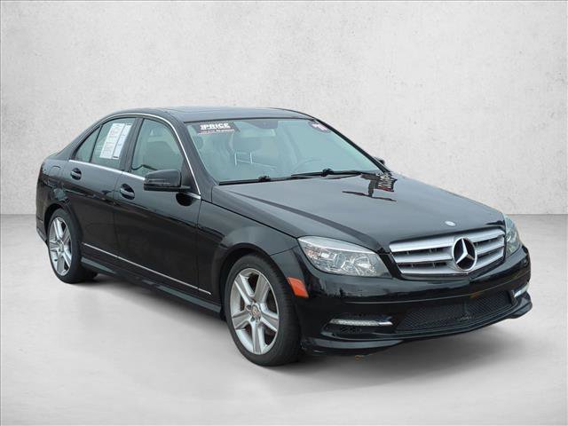 Used 2011 Mercedes-Benz C 300 Sport image 3