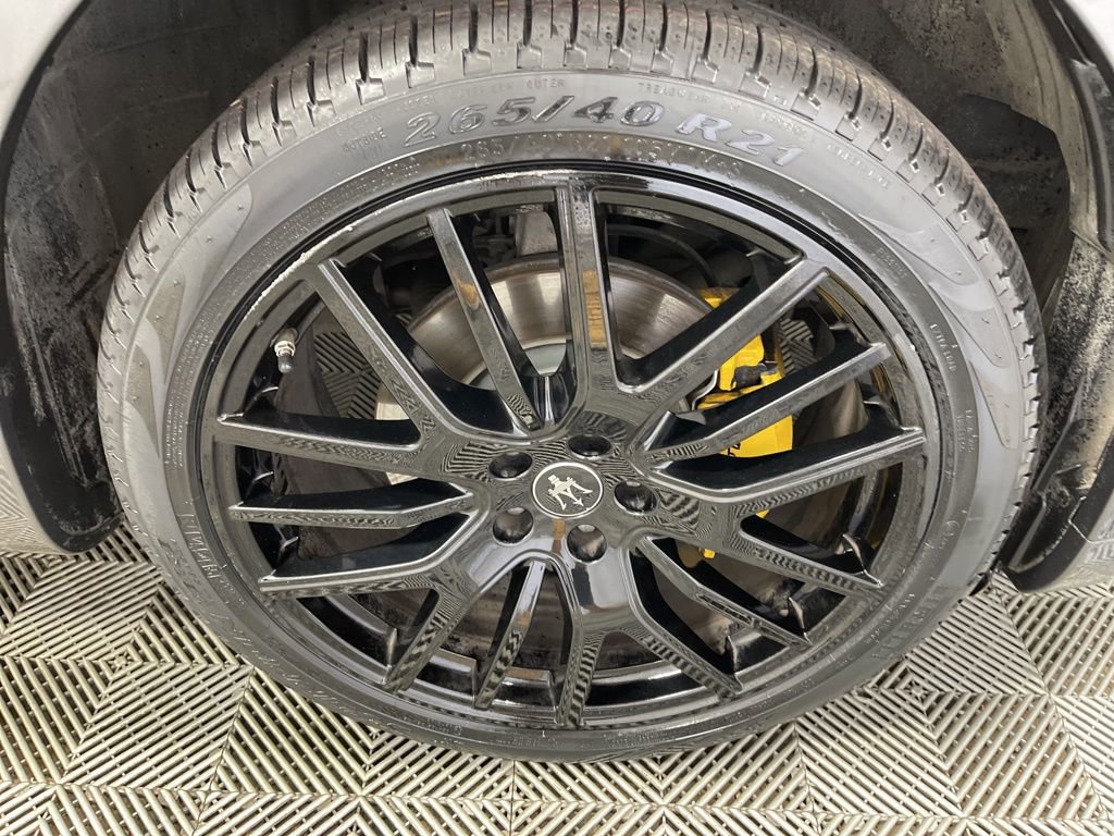 Used 2022 Maserati Levante GT image 37