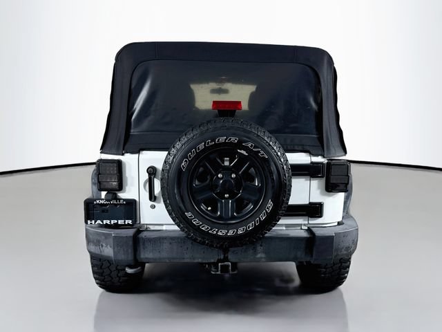Used 2017 Jeep Wrangler Unlimited Sport w/ Connectivity Group AWD/4WD image 8