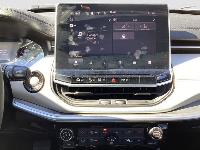 Certified 2025 Jeep Compass Limited image 11