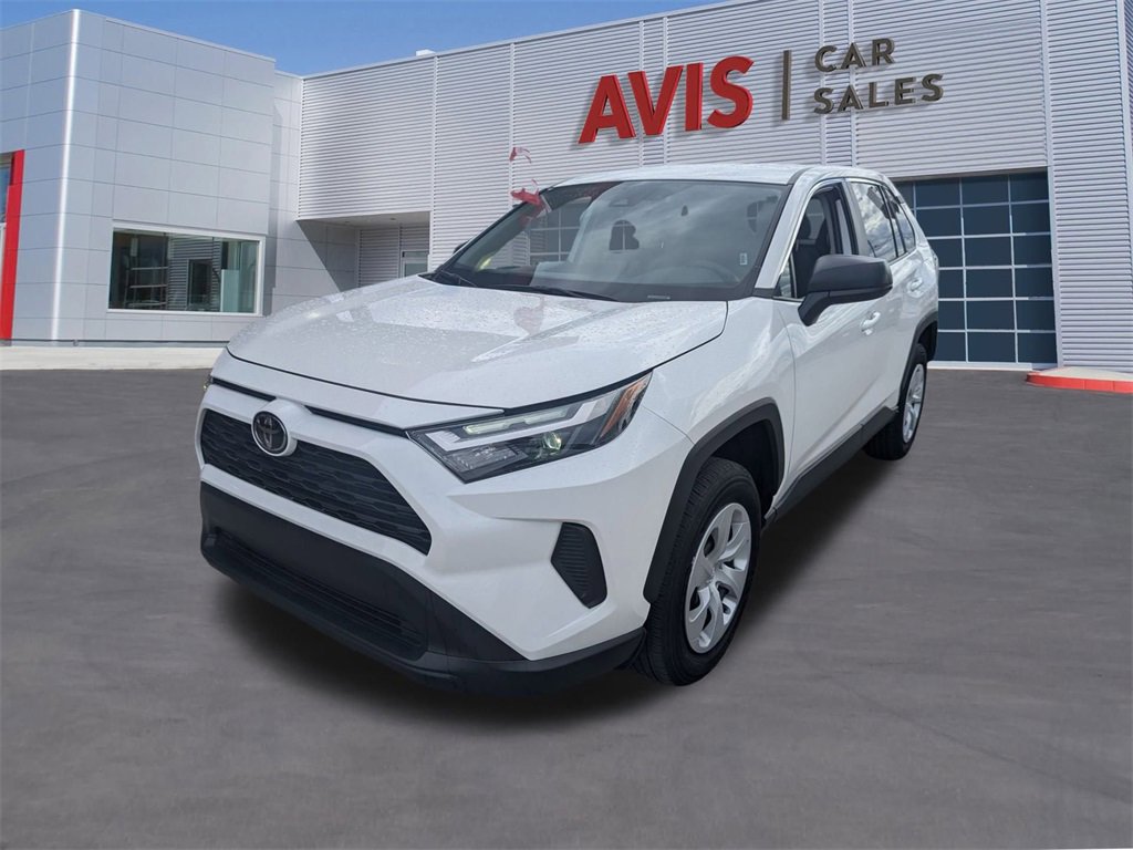 Used 2025 Toyota RAV4 LE image 1