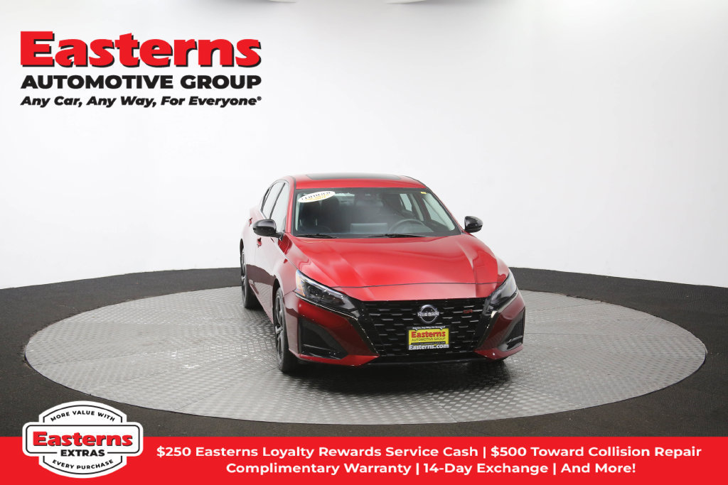 Used 2023 Nissan Altima 2.5 SR w/ SR Premium Package AWD/4WD image 53