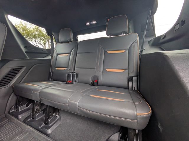 Used 2023 GMC Yukon AT4 w/ Technology Package image 15