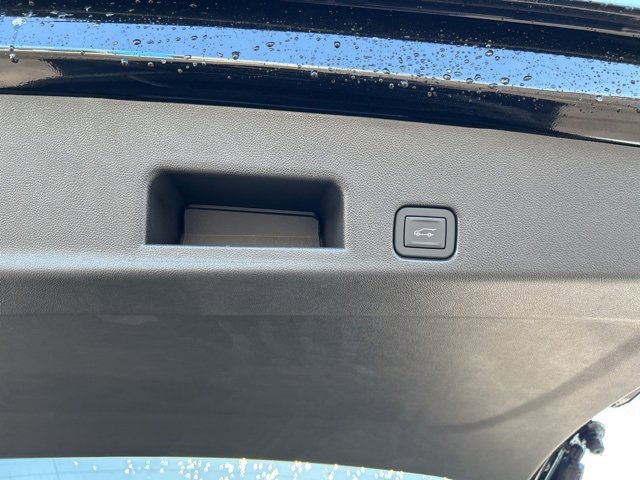 New 2026 Chevrolet Traverse Z71 w/ Enhanced Driving Package image 5