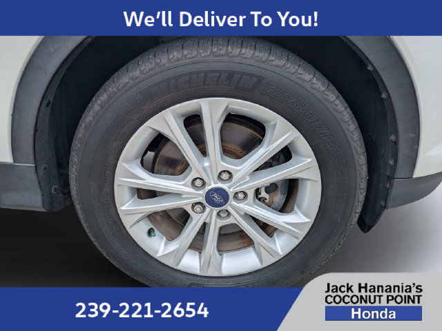 Used 2017 Ford Escape SE w/ Equipment Group 201A AWD/4WD image 11