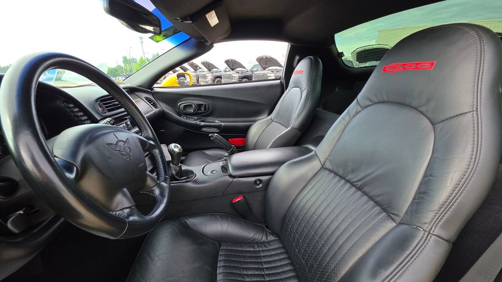 Used 2003 Chevrolet Corvette Z06 w/ Memory Package, 3 Drivers RWD image 15
