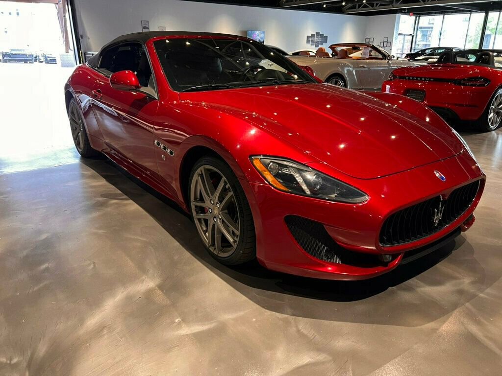 Used 2016 Maserati GranTurismo MC image 11