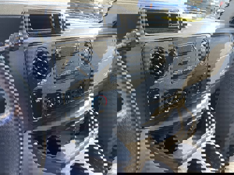 Used 2013 Ford E-150 and Econoline 150 image 21