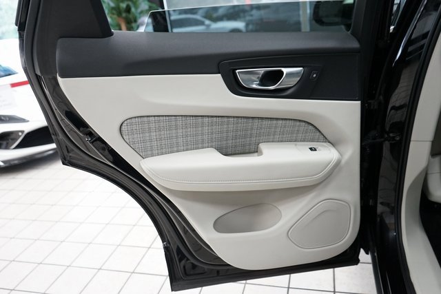 Used 2022 Volvo XC60 T8 Inscription Expression image 49