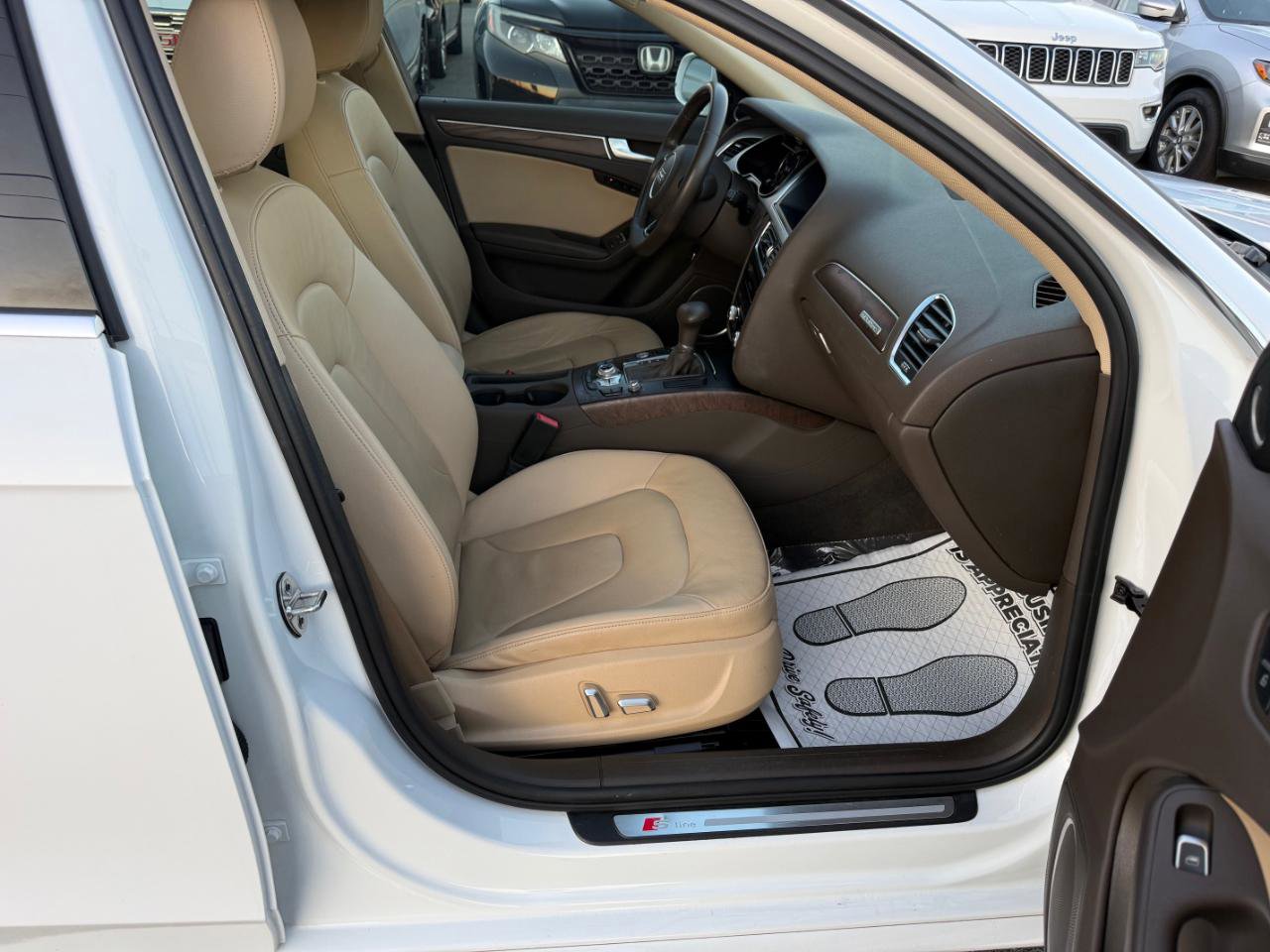 Used 2016 Audi A4 2.0T Premium Plus w/ Technology Package image 14