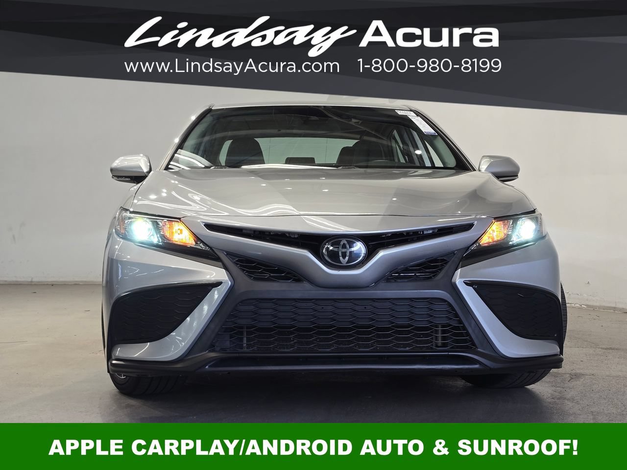 Used 2021 Toyota Camry SE w/ Cold Weather Package AWD/4WD image 2
