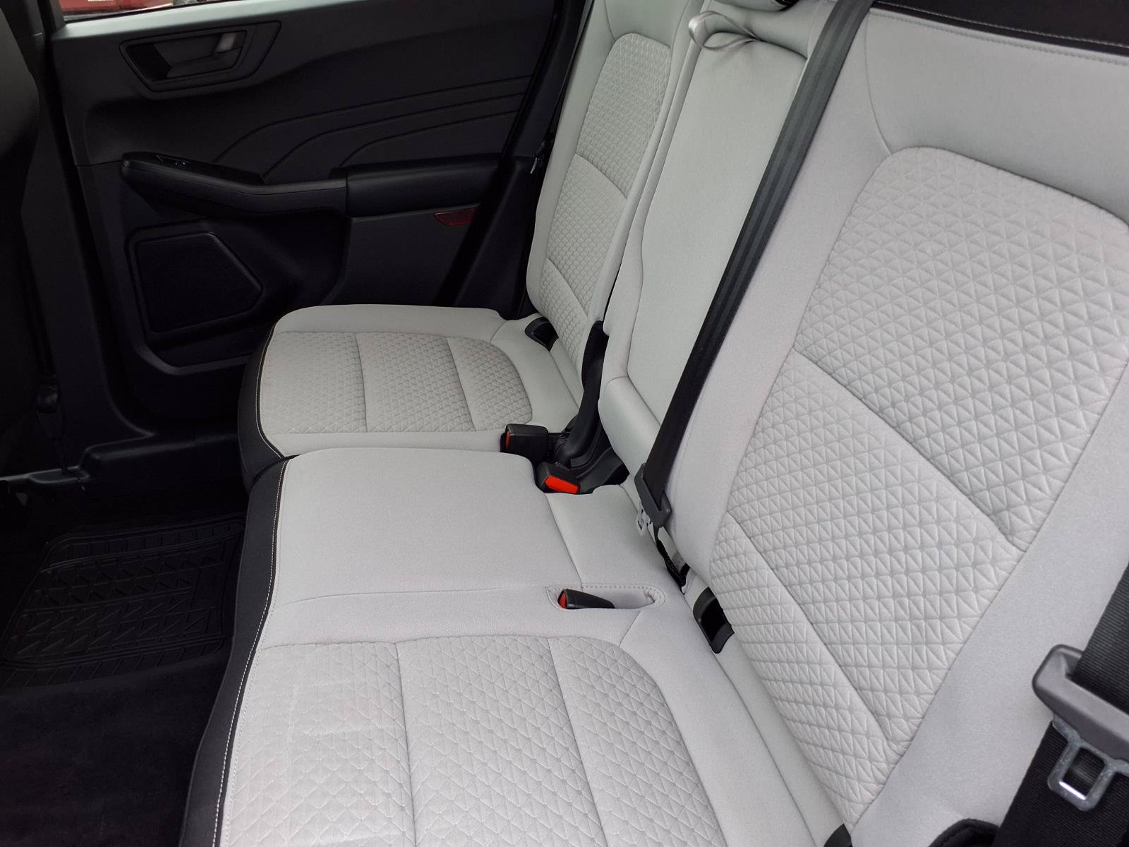 Used 2023 Ford Escape Active w/ Tech Pack #1 AWD/4WD image 7