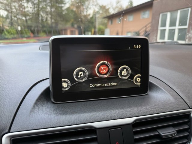 Used 2016 MAZDA MAZDA3 i Sport w/ Preferred Equipment Package image 16