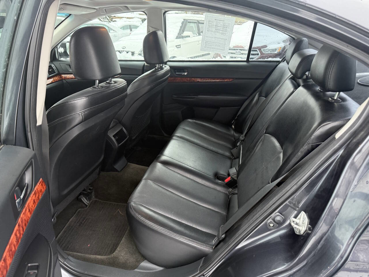 Used 2011 Subaru Legacy 2.5i Limited image 9