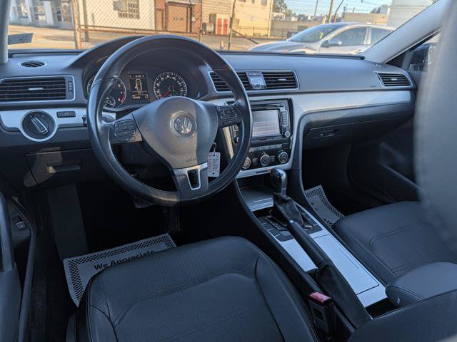 Used 2012 Volkswagen Passat 2.5 SE FWD image 23