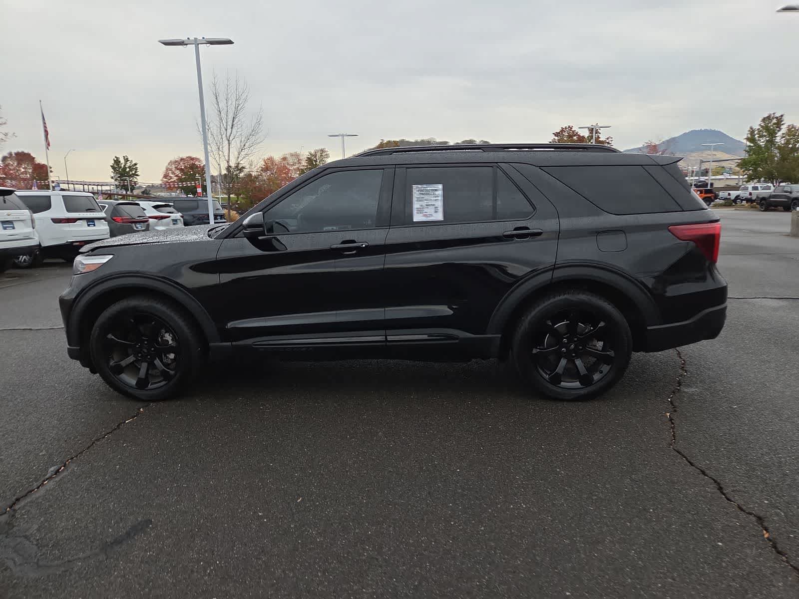 Used 2020 Ford Explorer ST w/ Premium Technology Package AWD/4WD image 11