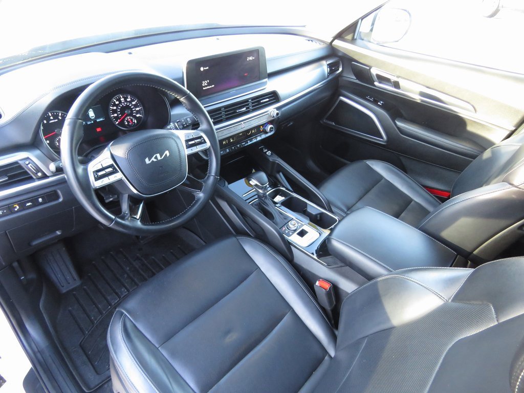 Used 2022 Kia Telluride S image 11