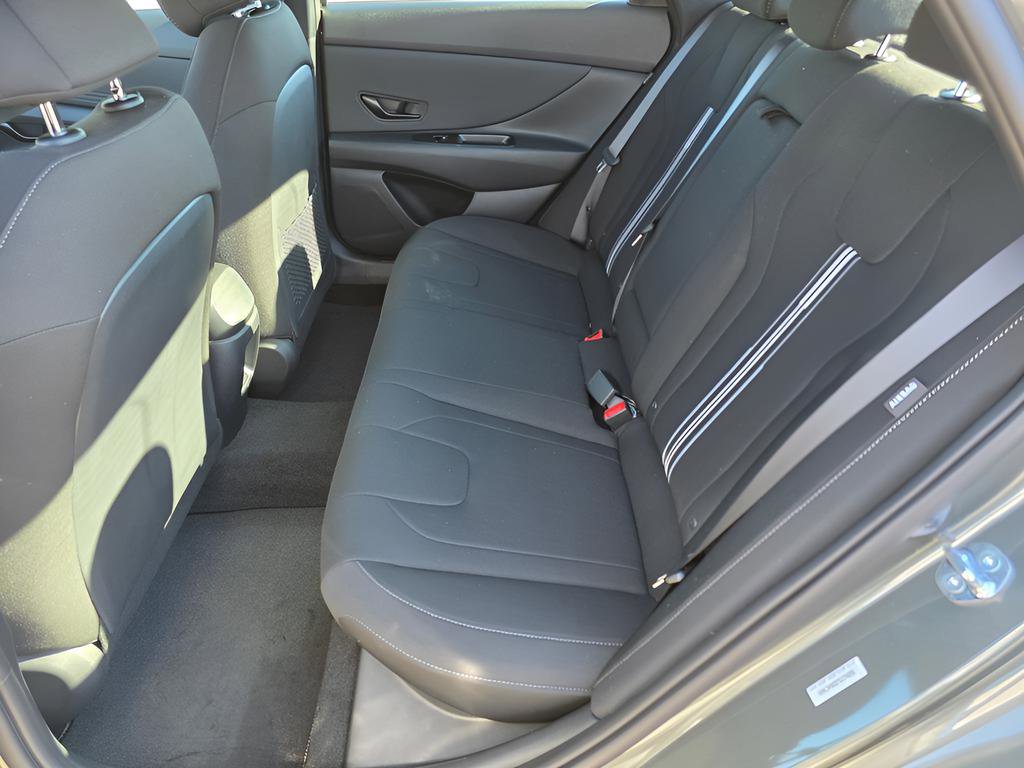 New 2026 Hyundai Elantra SEL Sport image 11
