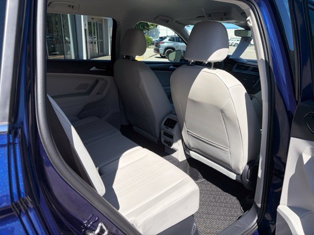 Certified 2024 Volkswagen Tiguan SE AWD/4WD image 15