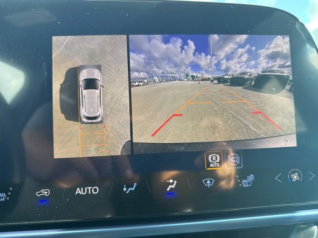 New 2026 Chevrolet Equinox EV LT image 25