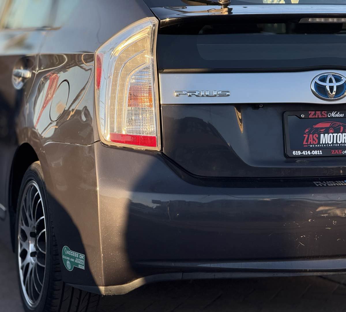 Used 2012 Toyota Prius Prime Advanced image 9