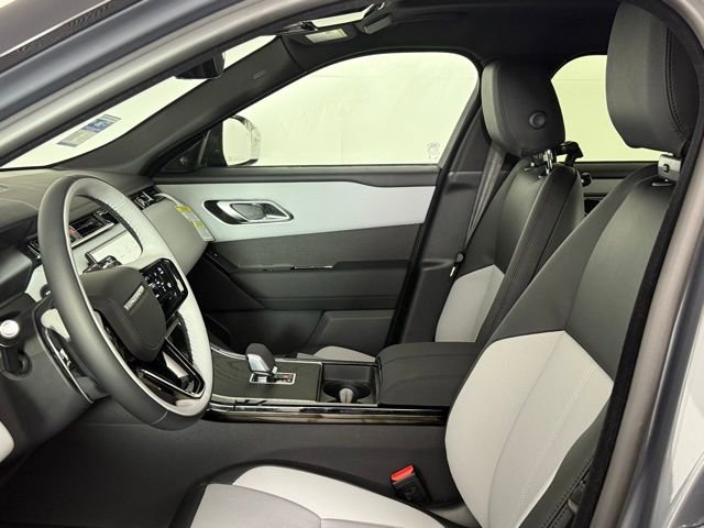 New 2026 Land Rover Range Rover Velar Dynamic SE image 16