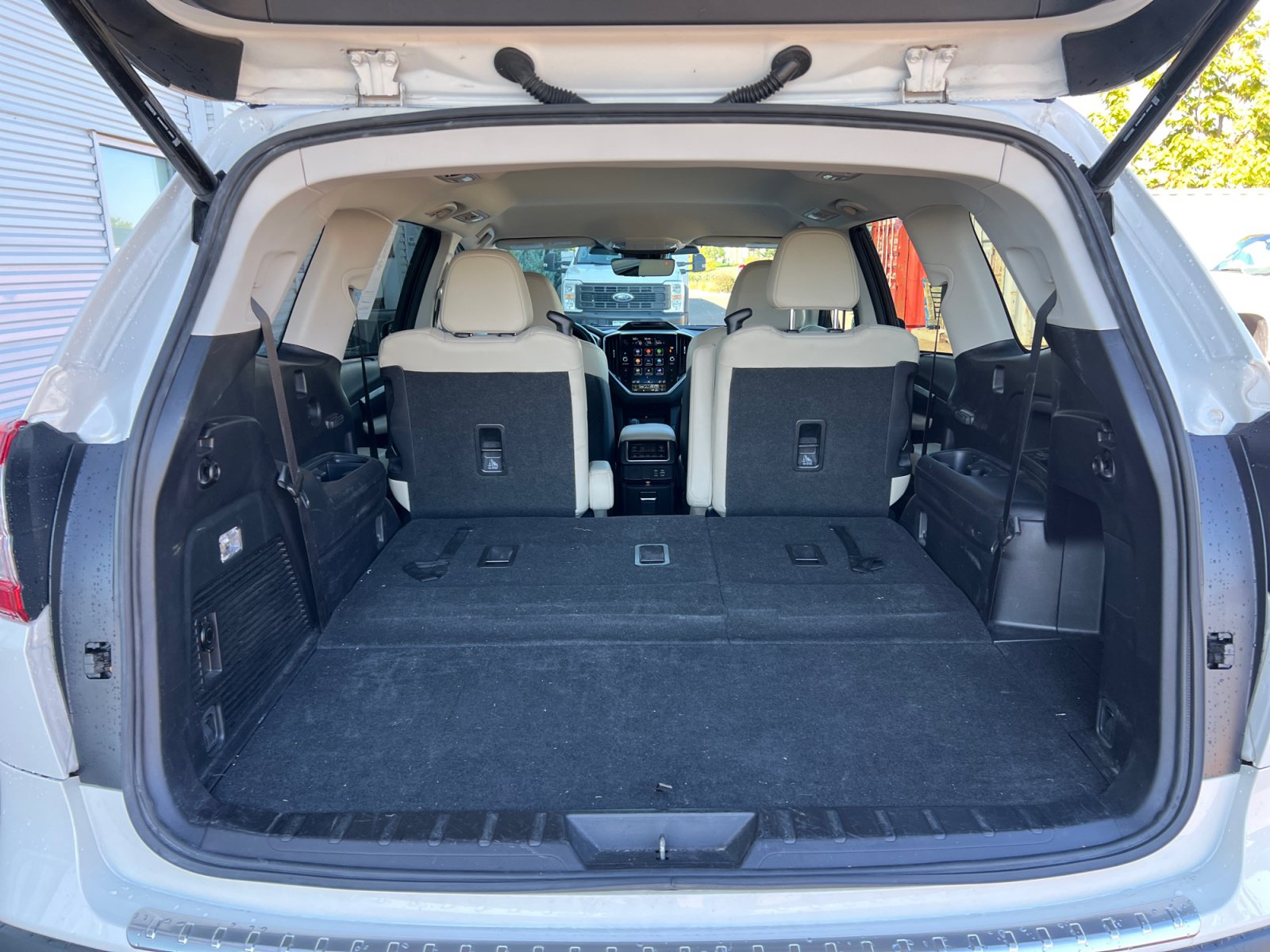Used 2023 Subaru Ascent Limited AWD/4WD image 32