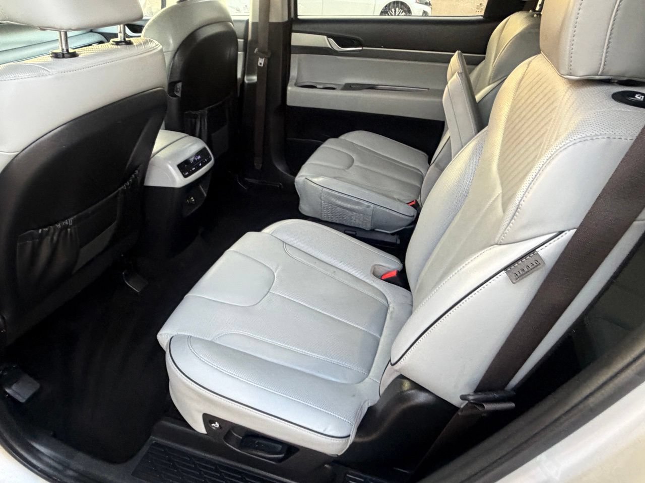 Used 2025 Hyundai Palisade SEL AWD/4WD image 32