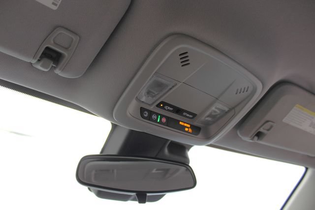 Used 2023 Chevrolet Malibu LT FWD image 21