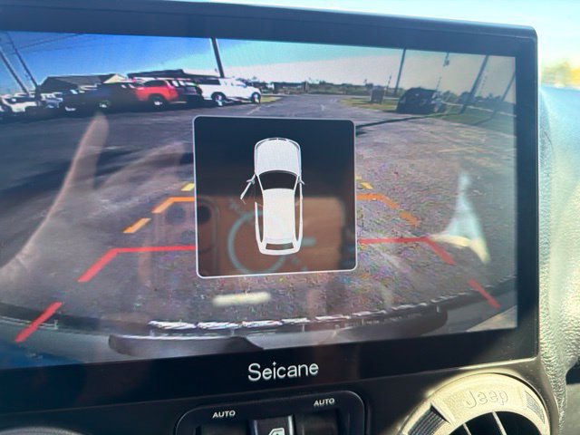 Used 2015 Jeep Wrangler Unlimited Sport w/ Quick Order Package 24S AWD/4WD image 14