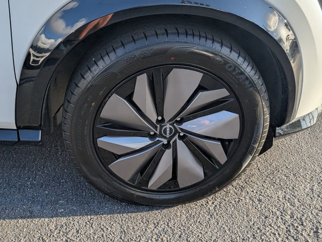 Used 2024 Nissan Ariya AWD image 19