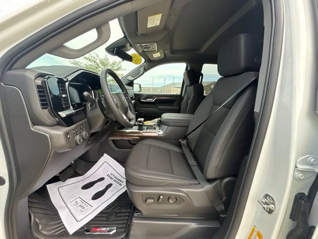 New 2026 Chevrolet Silverado 1500 LT Trail Boss w/ Convenience Package II AWD/4WD image 3