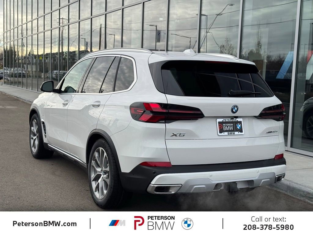 New 2026 BMW X5 xDrive50e w/ Premium Package image 4