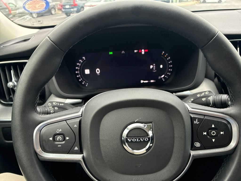 Certified 2024 Volvo XC60 B5 Core w/ Climate Package AWD/4WD image 13