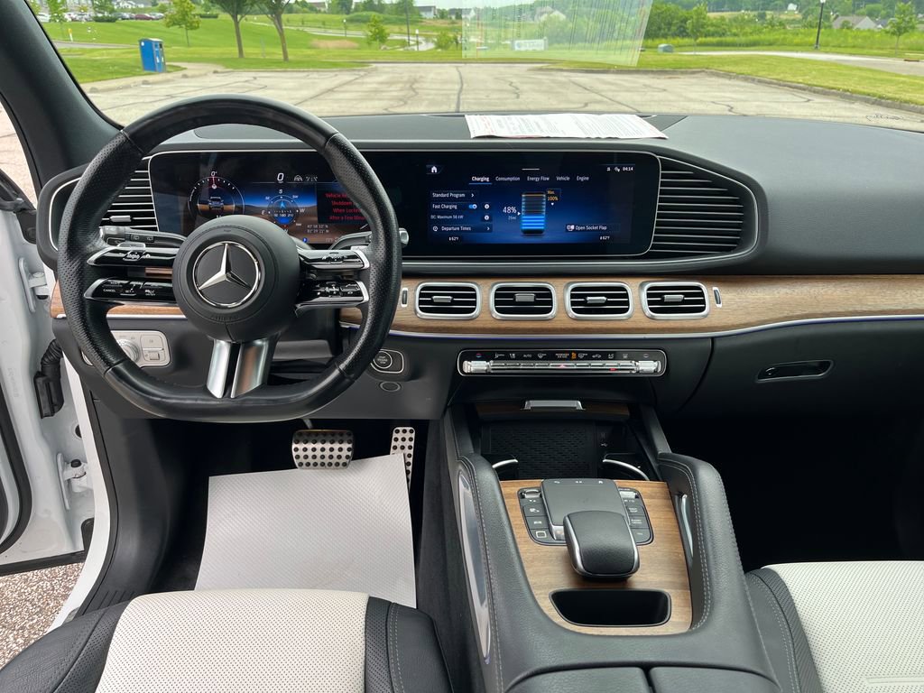 Used 2025 Mercedes-Benz GLE 450e 4MATIC image 12