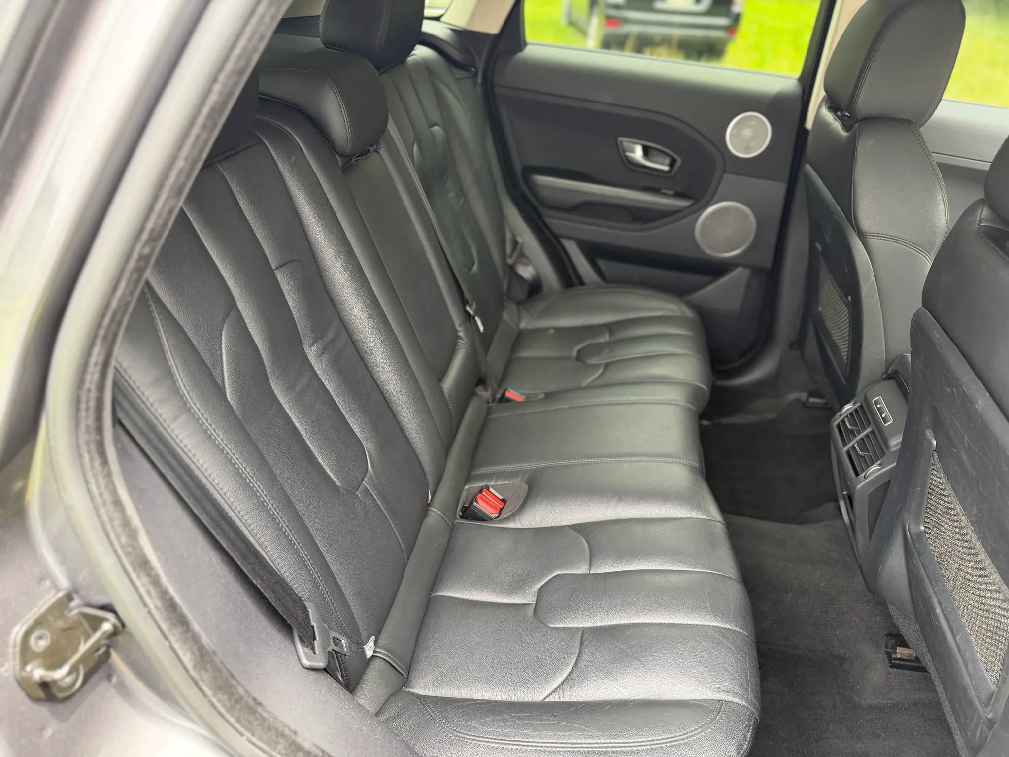 Used 2015 Land Rover Range Rover Evoque Pure Plus AWD/4WD image 35