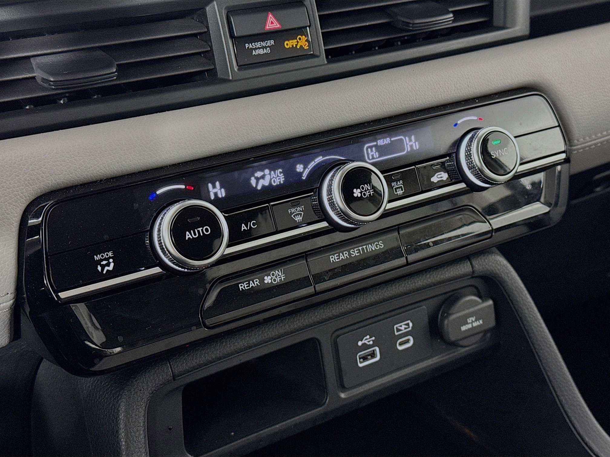 Certified 2023 Honda Pilot LX image 15