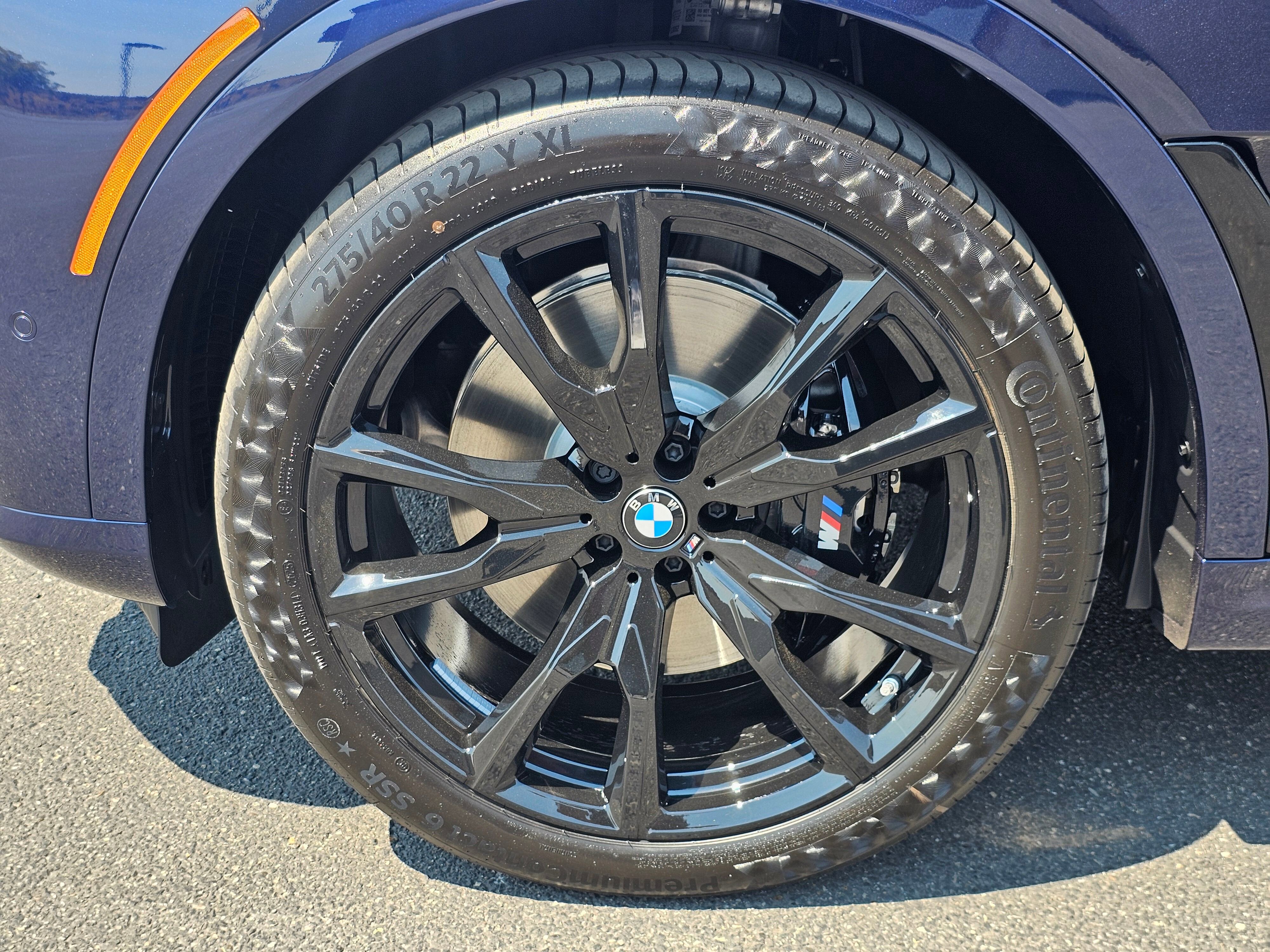 New 2026 BMW X7 M60i image 8