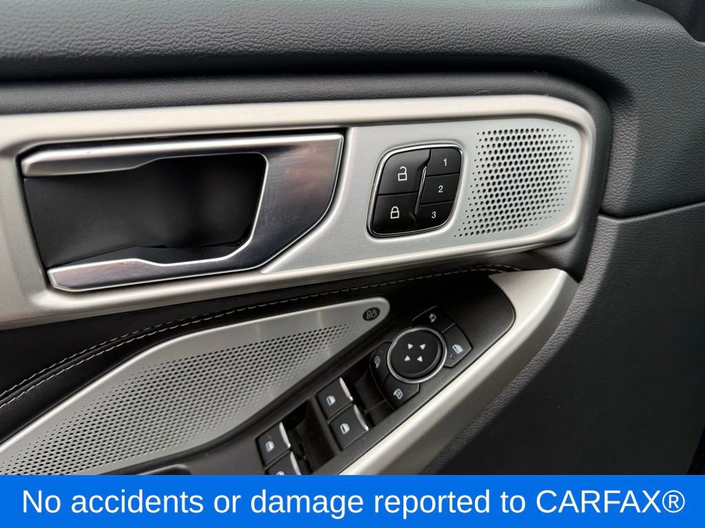 Used 2023 Ford Explorer Limited w/ Limited Technology Package image 9