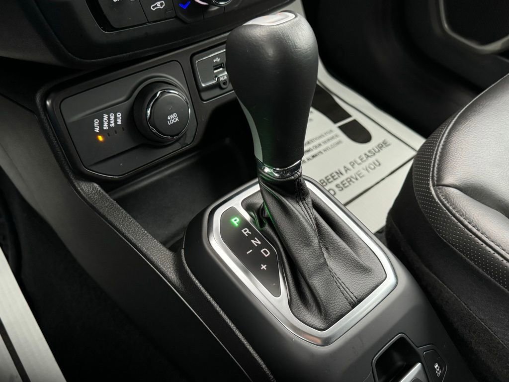 Certified 2023 Jeep Renegade Limited AWD/4WD image 13
