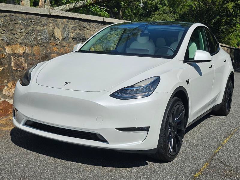 Used 2022 Tesla Model Y Long Range AWD/4WD image 14