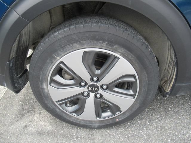 Used 2019 Kia Niro LX FWD image 5