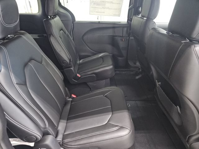 New 2026 Chrysler Voyager LX FWD image 15