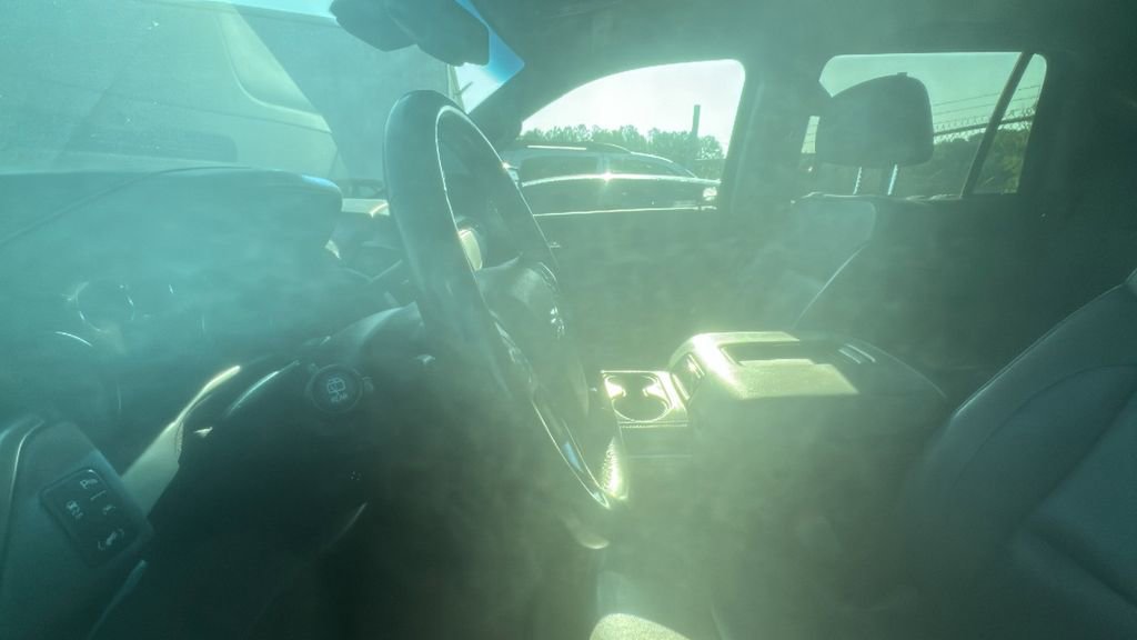 Used 2019 Chevrolet Tahoe LT RWD image 3