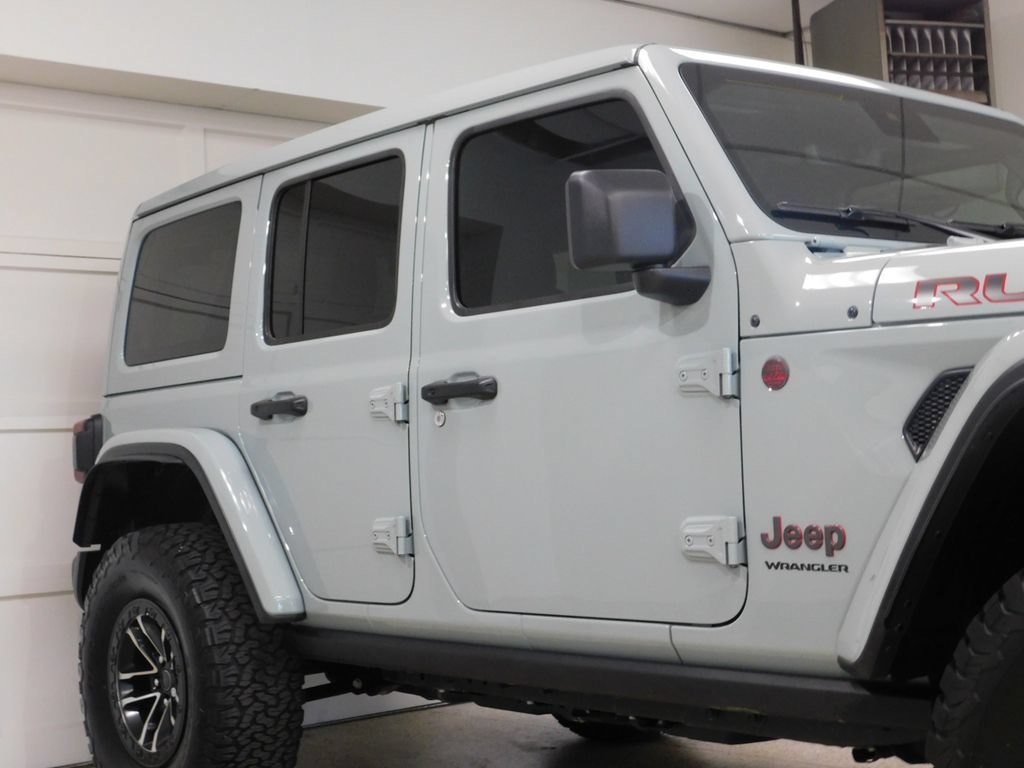 Used 2024 Jeep Wrangler Unlimited Rubicon AWD/4WD image 12