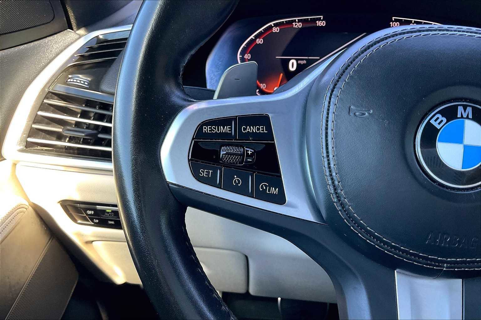 Used 2022 BMW X5 xDrive40i w/ M Sport Package image 21