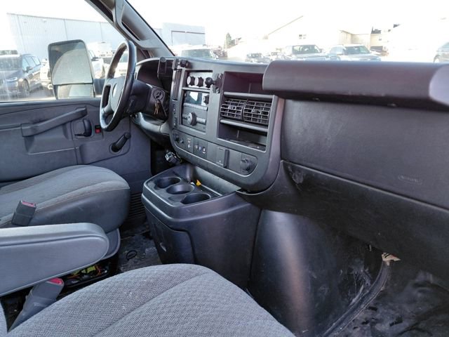 Used 2020 Chevrolet Express 3500 w/ Driver Convenience Package image 15